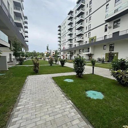 Satina Modern Апартамент Крайова